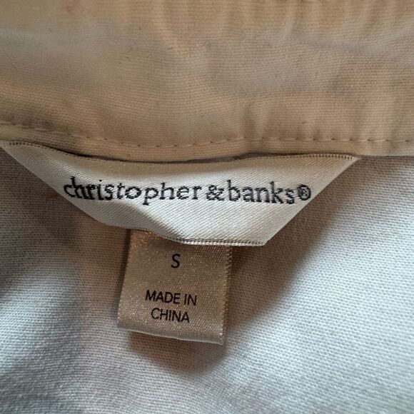 Women's White Button-Up Jacket - Picture 5 of 9